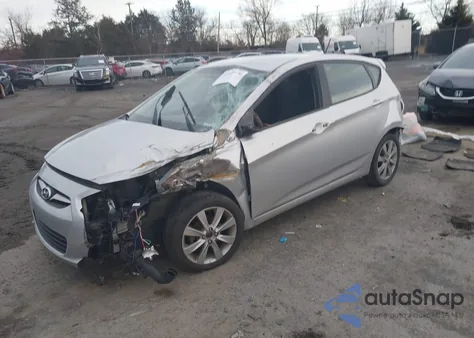 2012 Hyundai Accent Se z USA, uszkodzony, nr VIN KMHCU5AE8CU017467